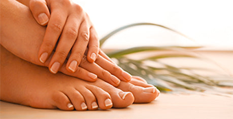 Rutina de 4 pasos para mantener sanos tus manos y pies